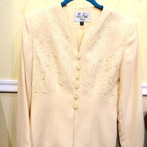Le Suit Floral Embroidered Blazer
